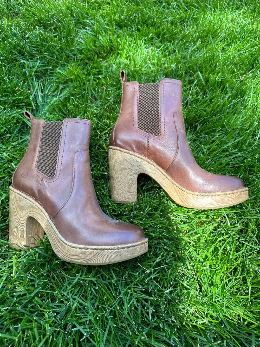 Born smooth brown